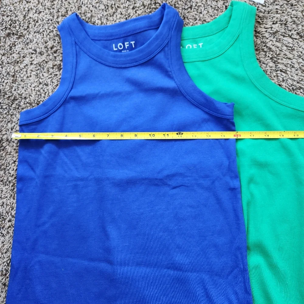 2 Women's Ribbed Tank Tops Size Large NWT - Picture 4 of 5